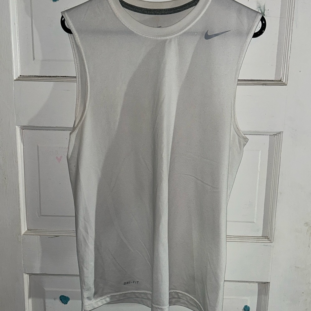 2 Pack! White and black Nike Dri-Fit Tank Tops